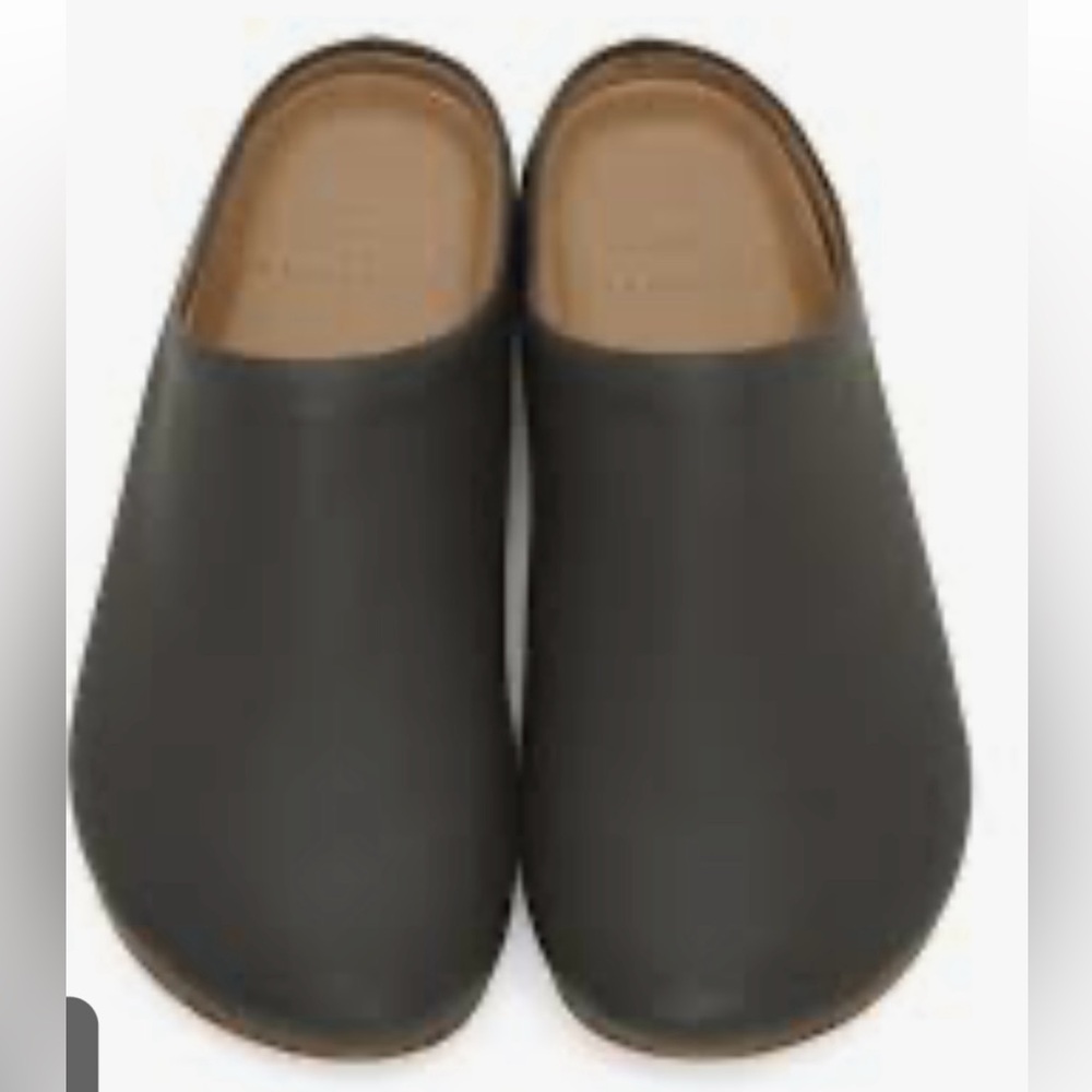 Lauren Manoogian size 40 charcoal grey shoes